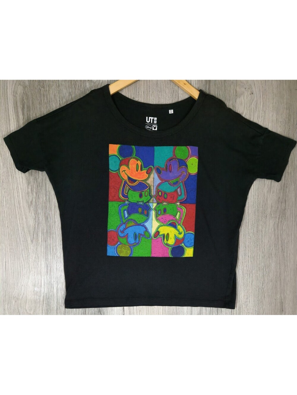 Uniqlo UT & Disney T-Shirt Womens Size Small Black Graphic Tee Shirt Retro #12